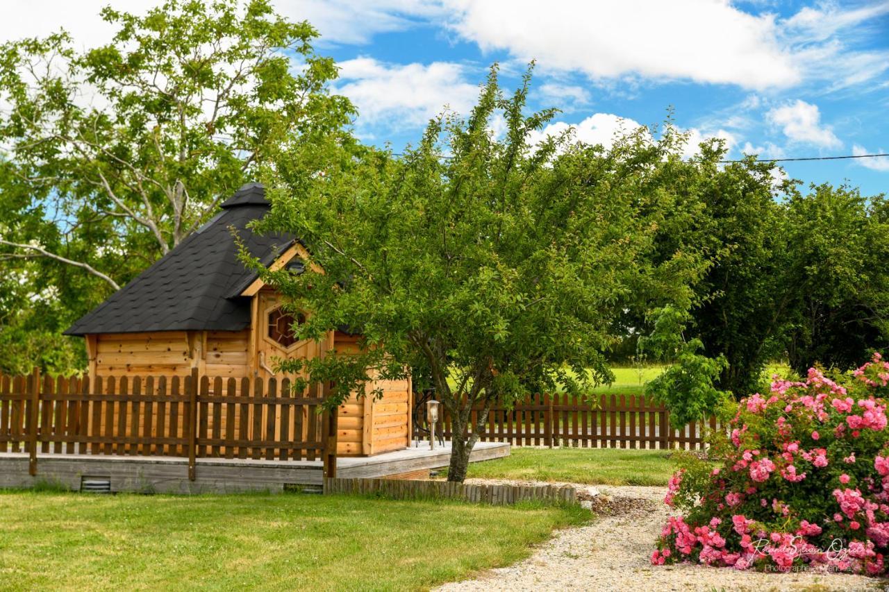 Bed and Breakfast Domaine De La Courillere Le Boupère Exterior foto